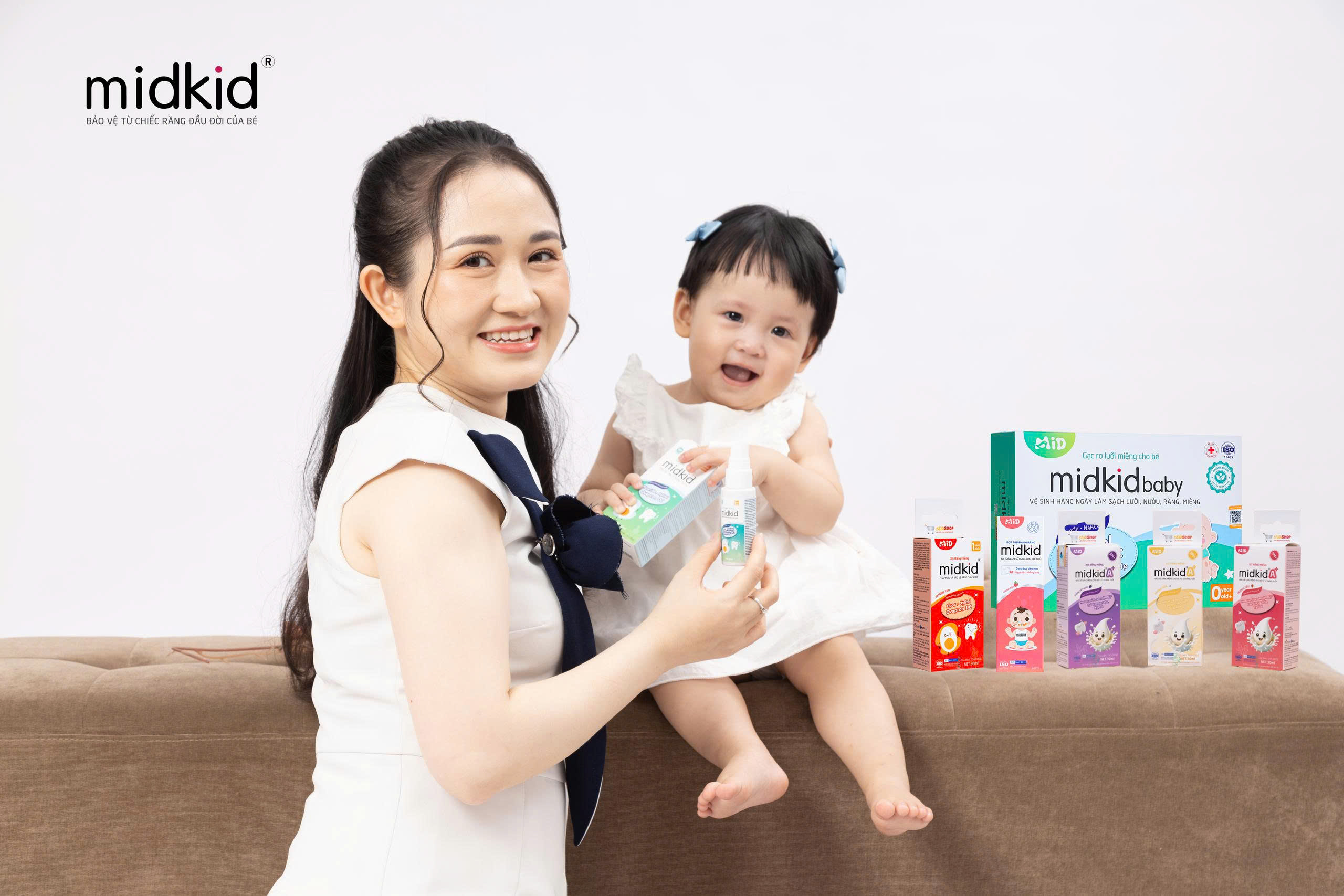 Midkid đồng hành cùng mẹ chăm sóc răng miệng cho bé